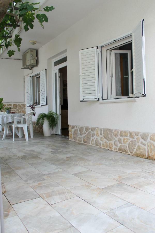 Cvita Apartment Водице Экстерьер фото